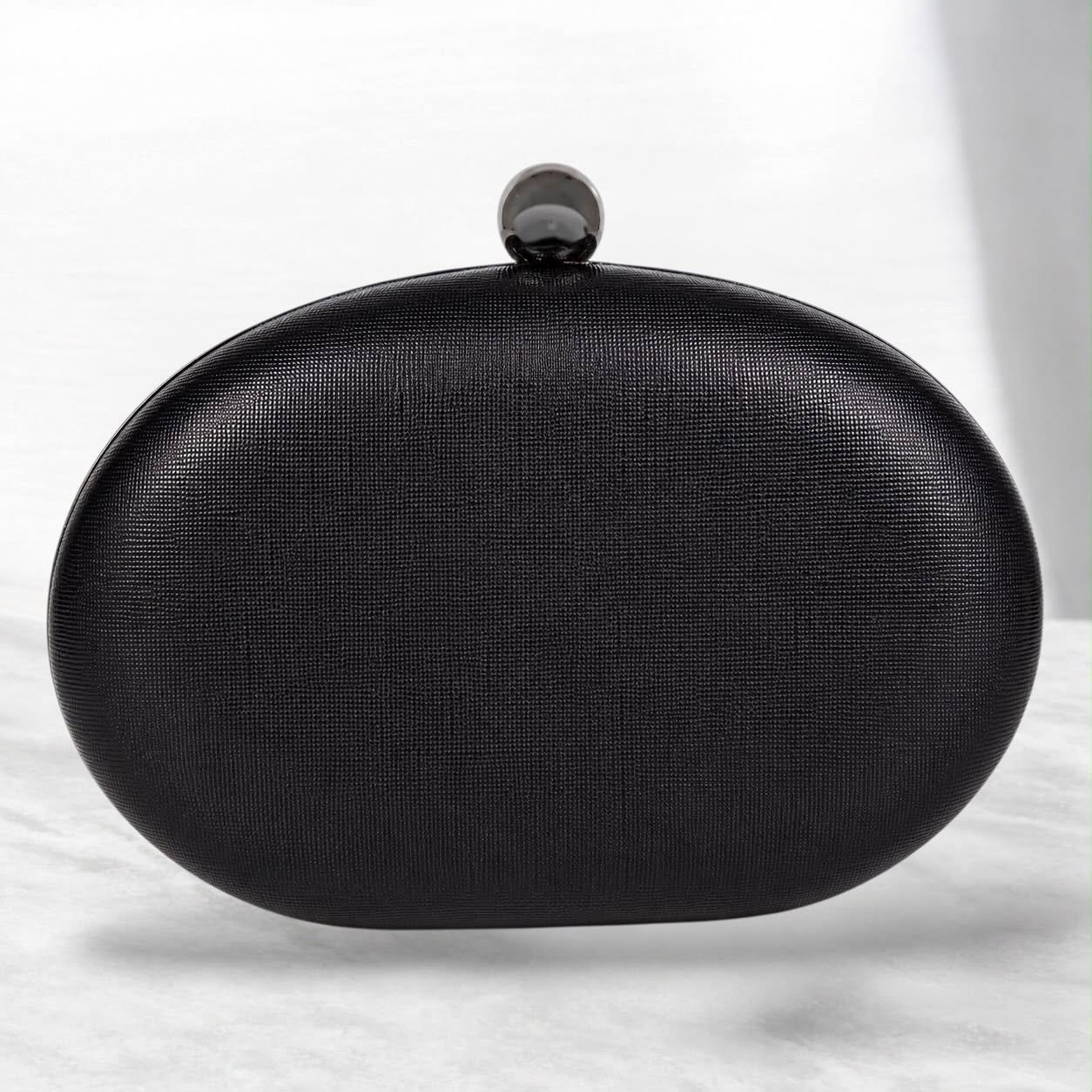Clutch Ernestina