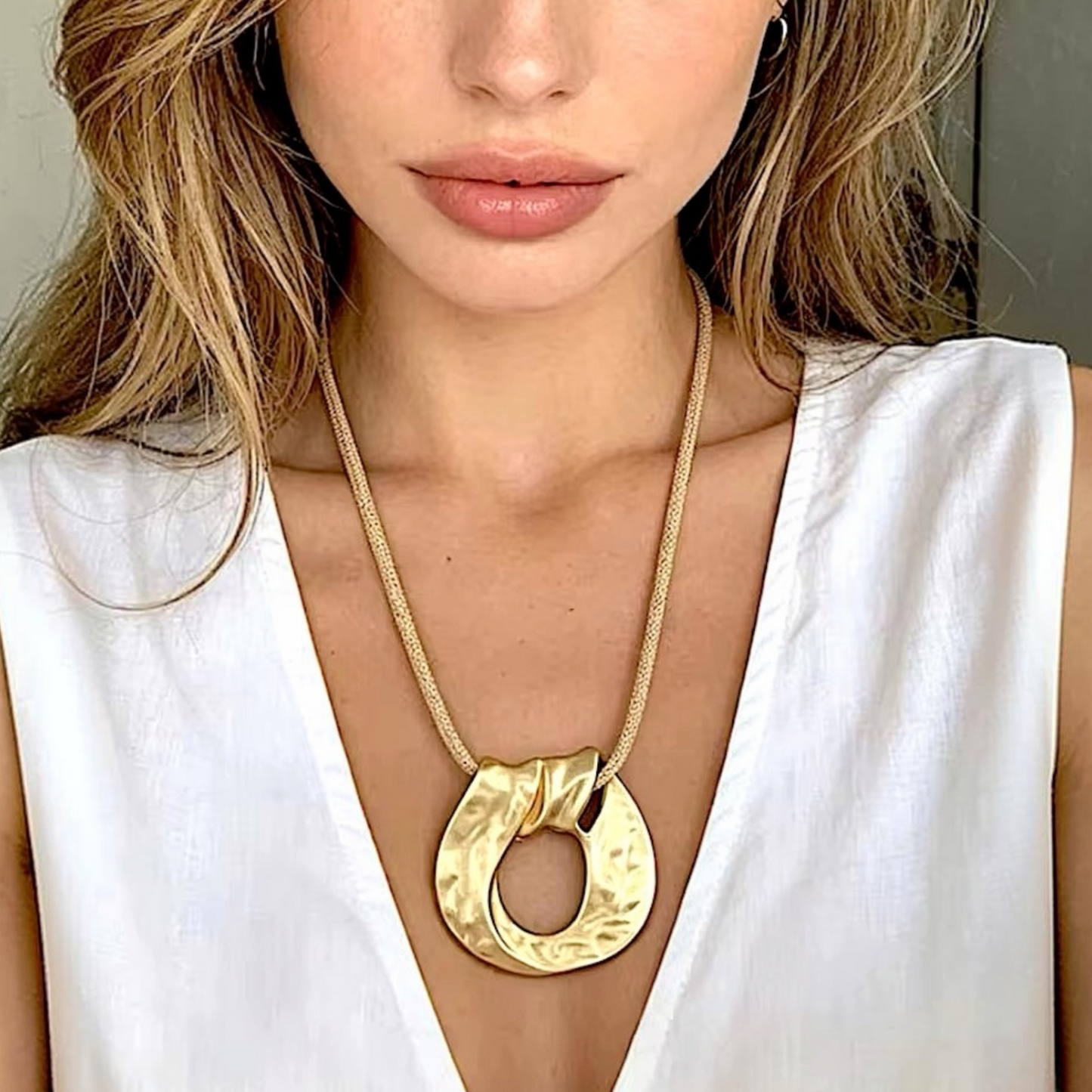 Collar Kendra