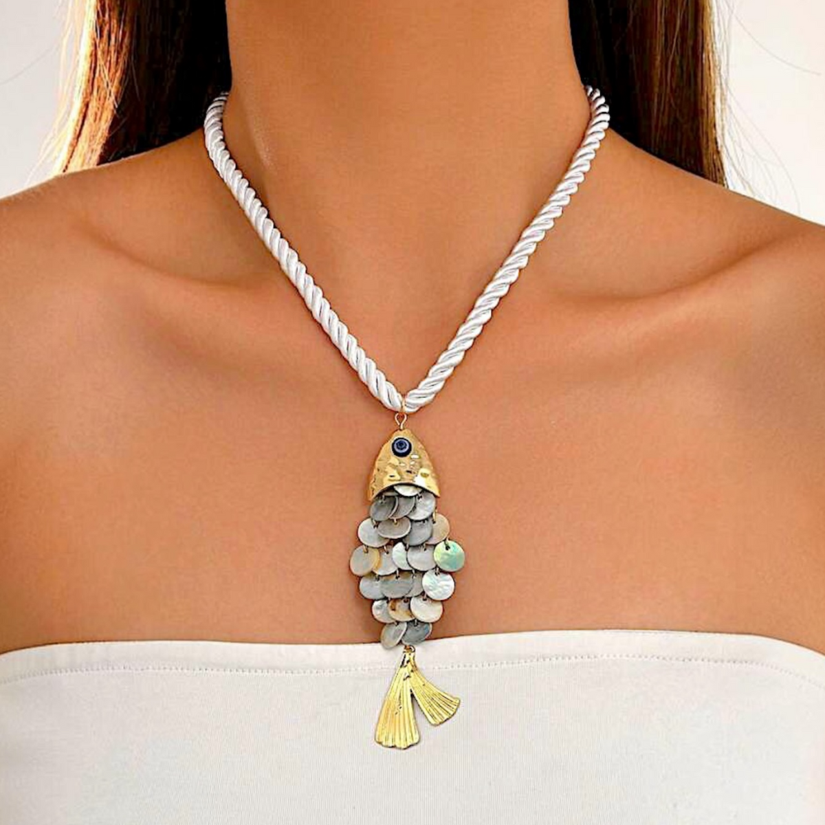 Collar Tina