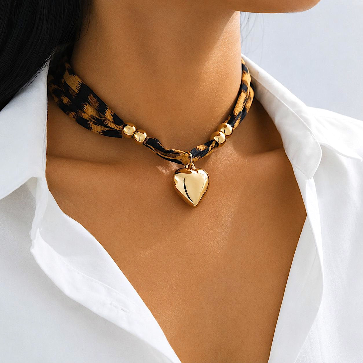 Collar Olivia