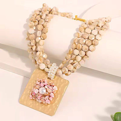 Collar Delfina