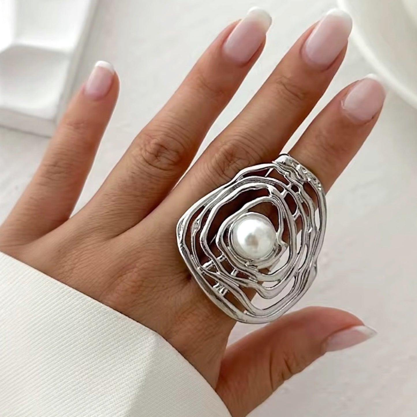 Anillo Selina