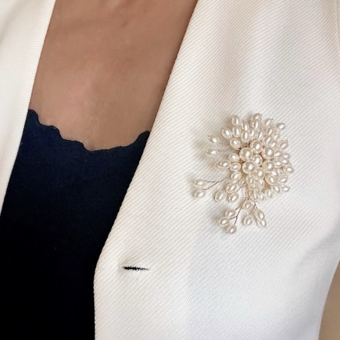 Broche Aura