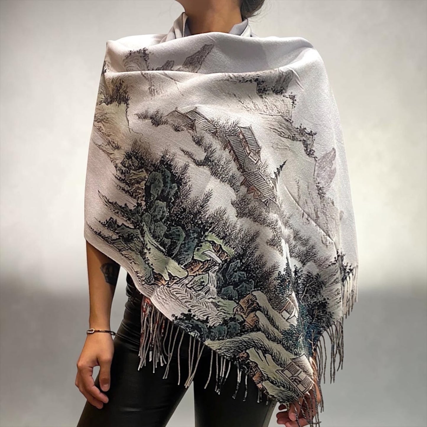Pashmina Fiona