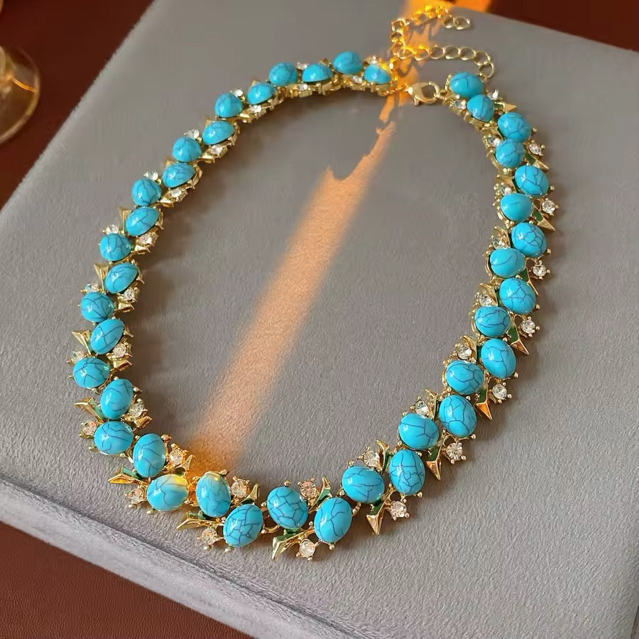 Collar Delfina