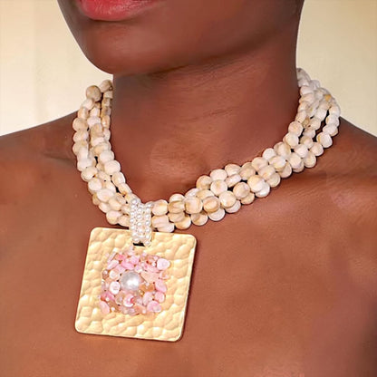 Collar Delfina