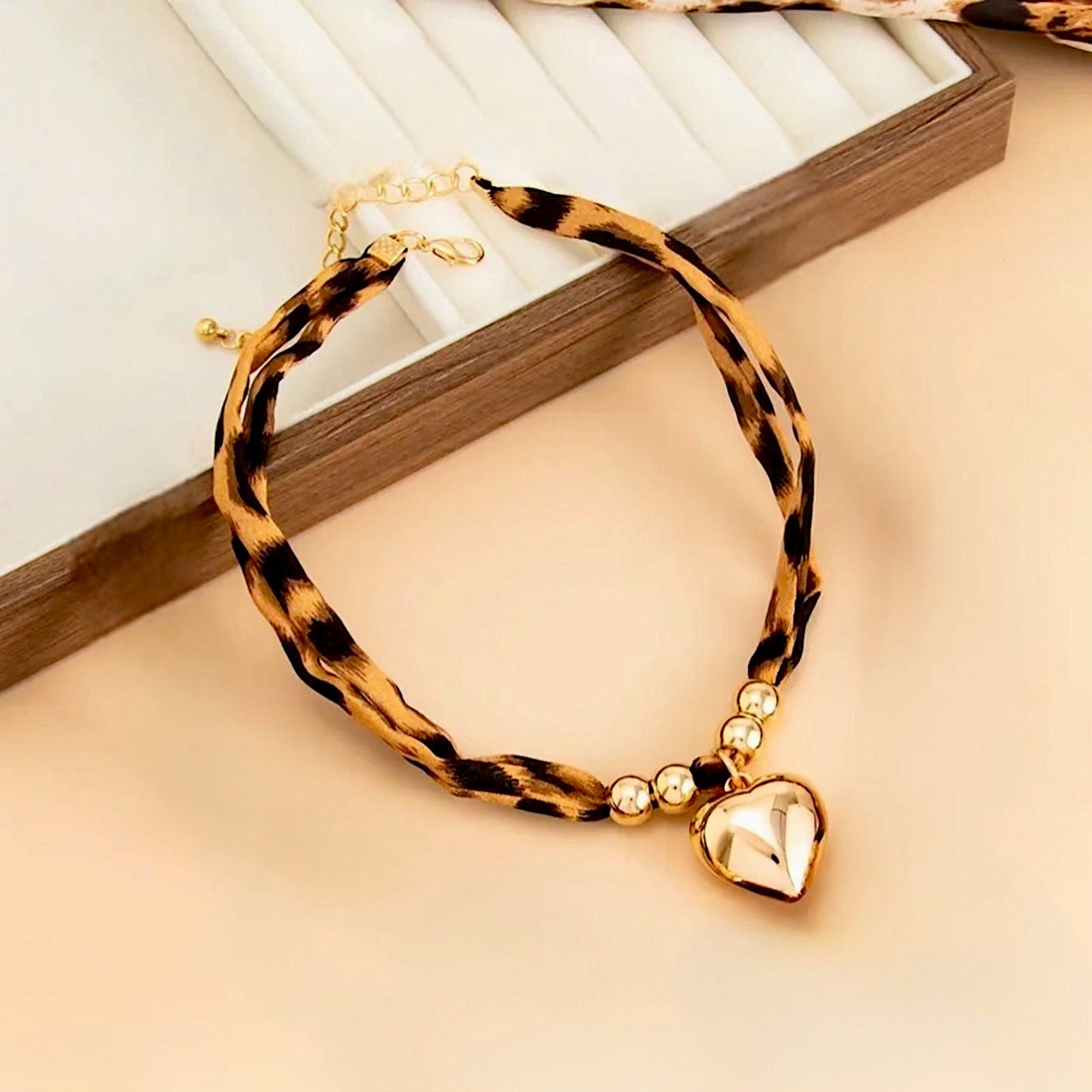 Collar Olivia