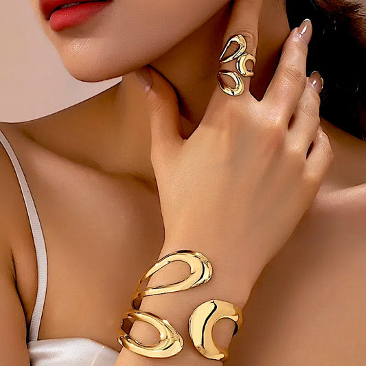 Brazalete & Anillo Aida