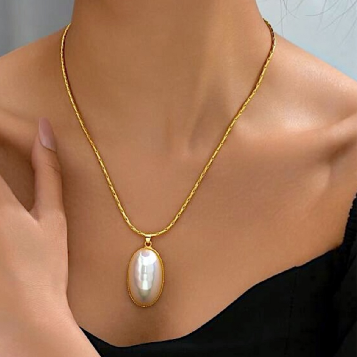 Collar Betina