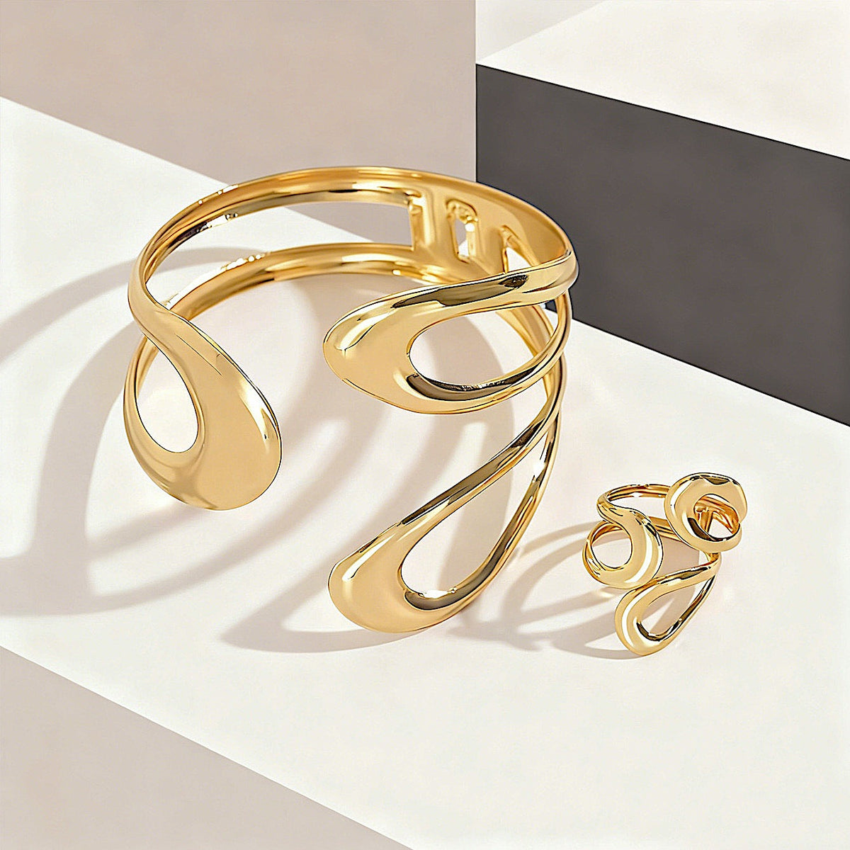 Brazalete & Anillo Ada