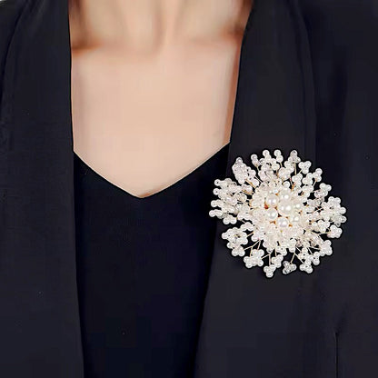 Broche Mika