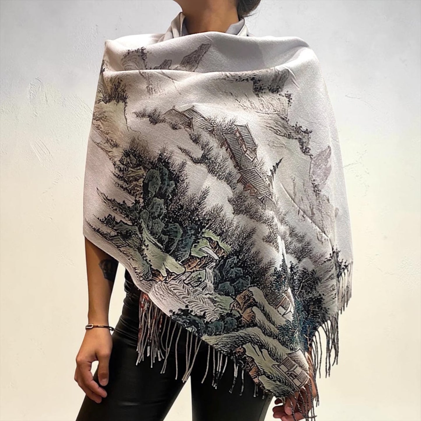 Pashmina Fiona