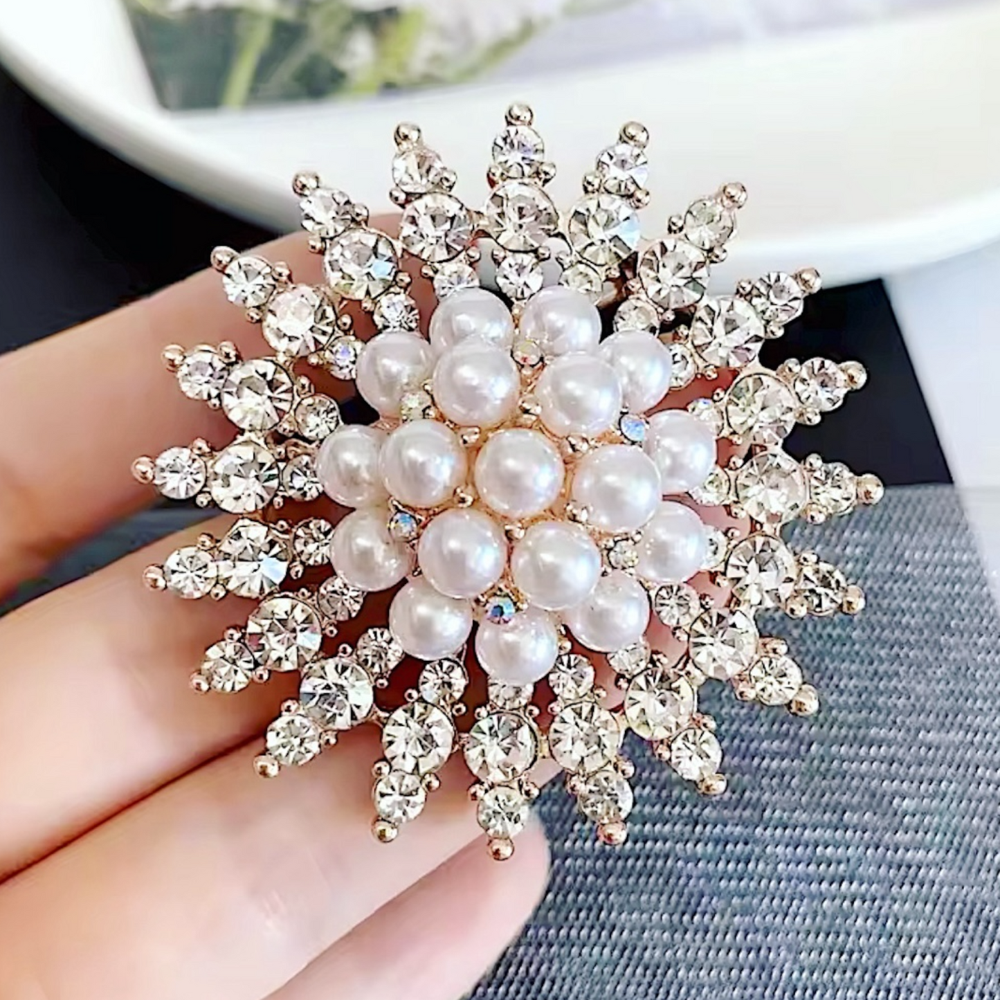 Broche Caroline