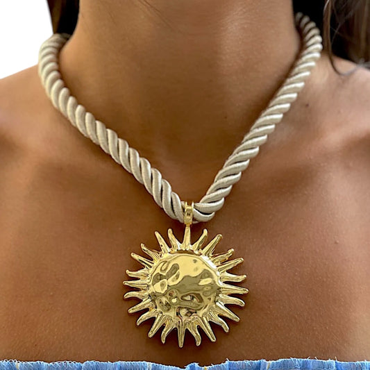 Collar Summer