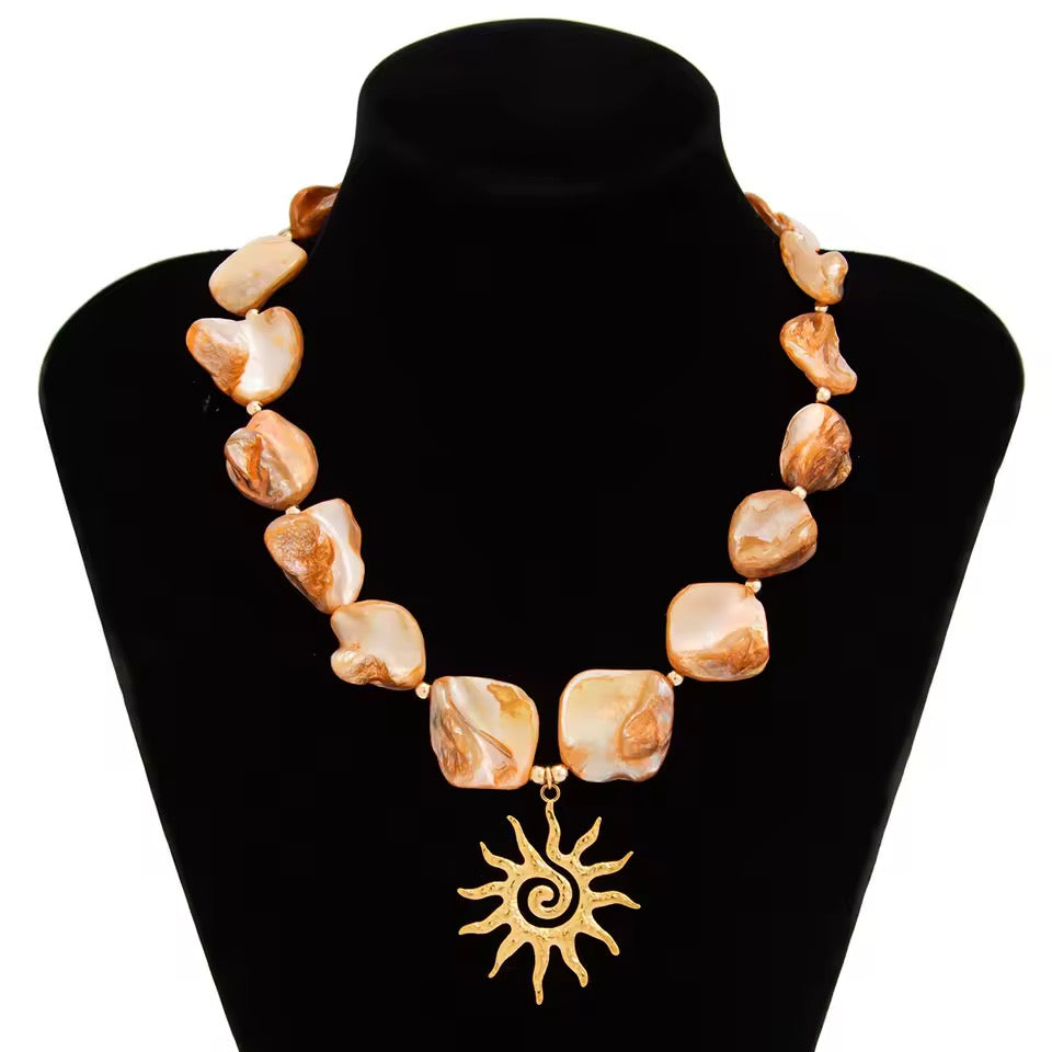 Collar Piedras Naturales Sol