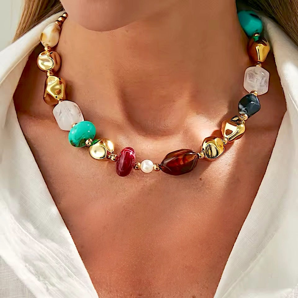 Collar Dora