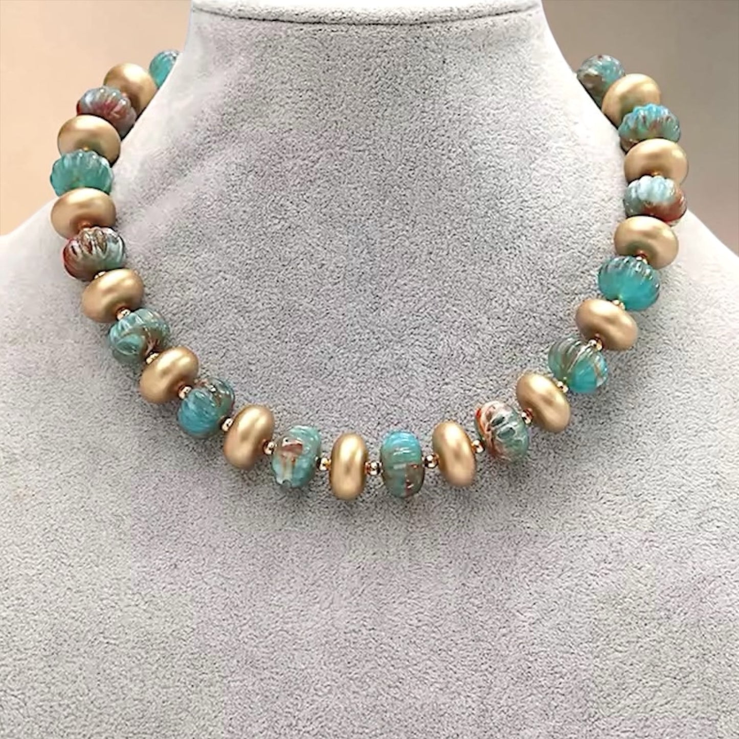 Collar Xenia