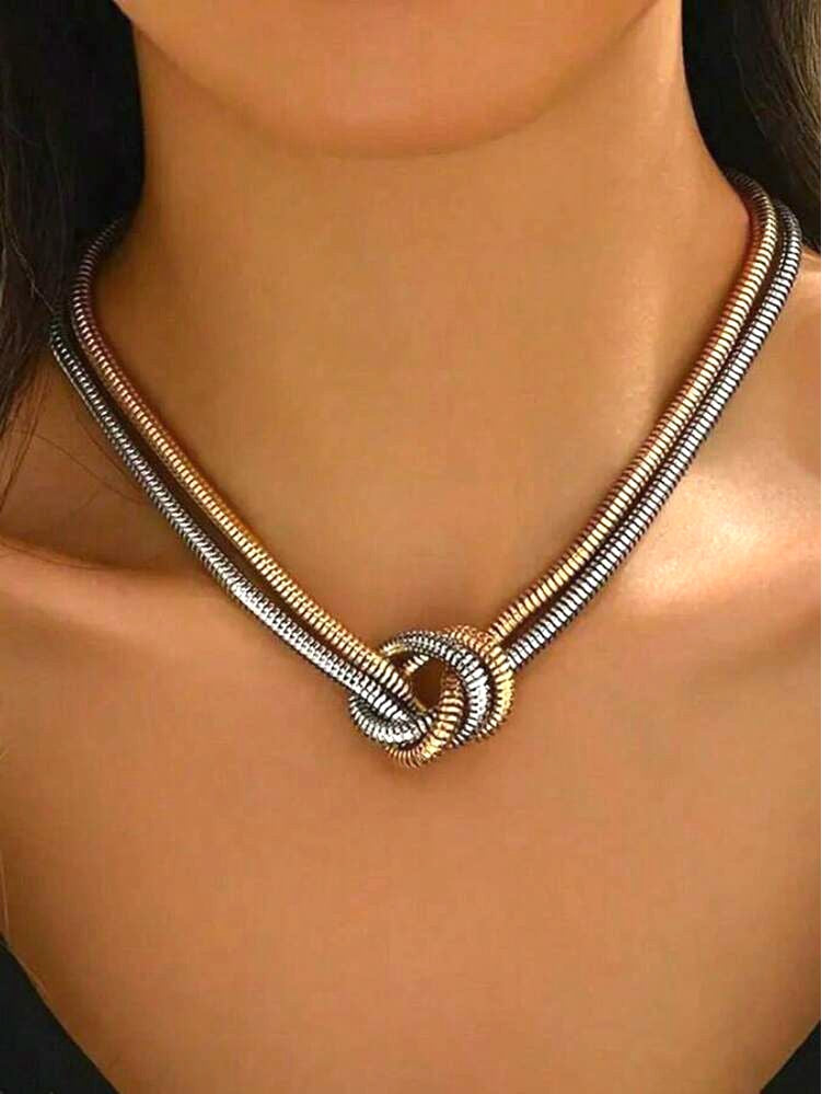 Collar Manuela