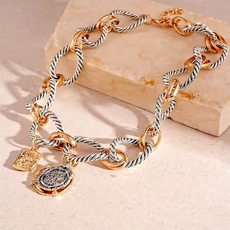 Collar Sophia
