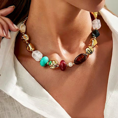 Collar Dora