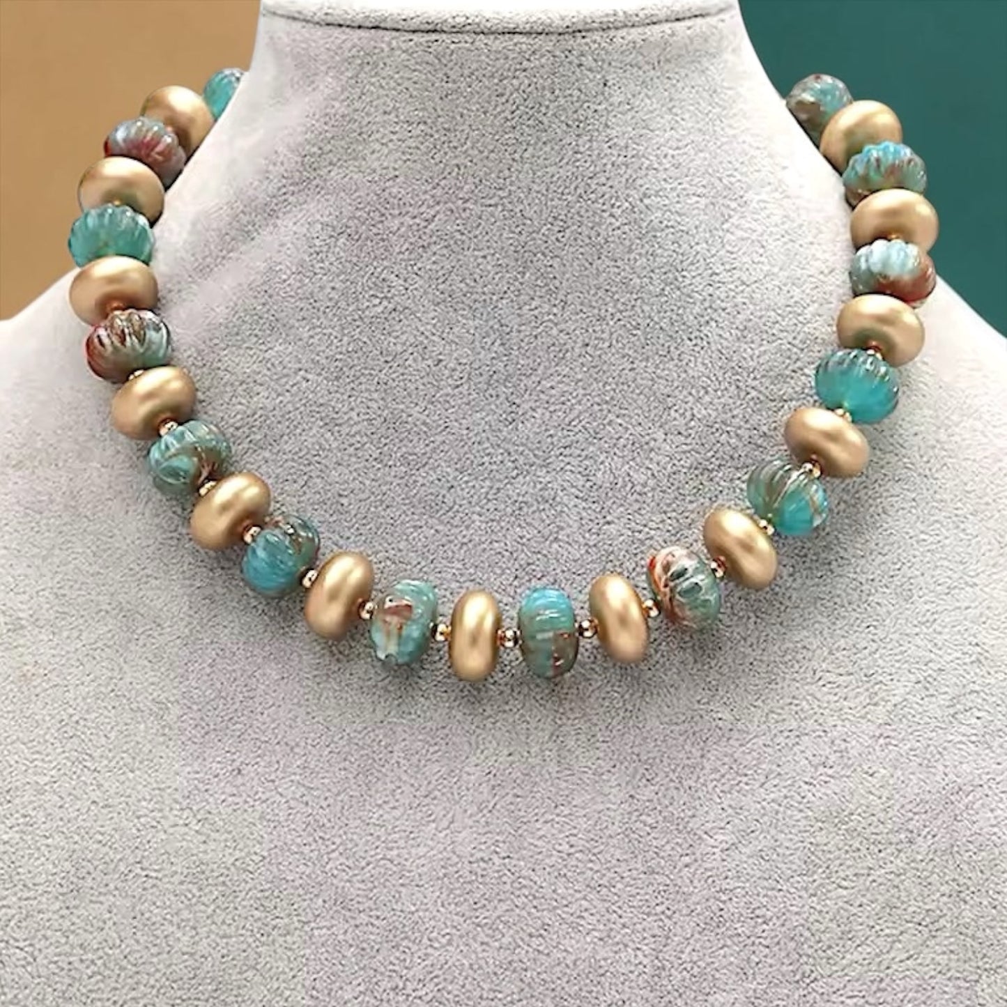 Collar Xenia