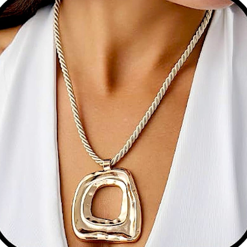 Collar Paloma