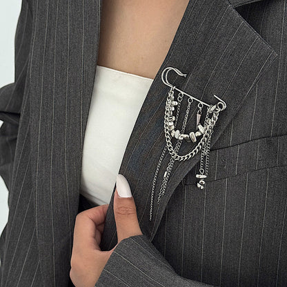 Broche Defne