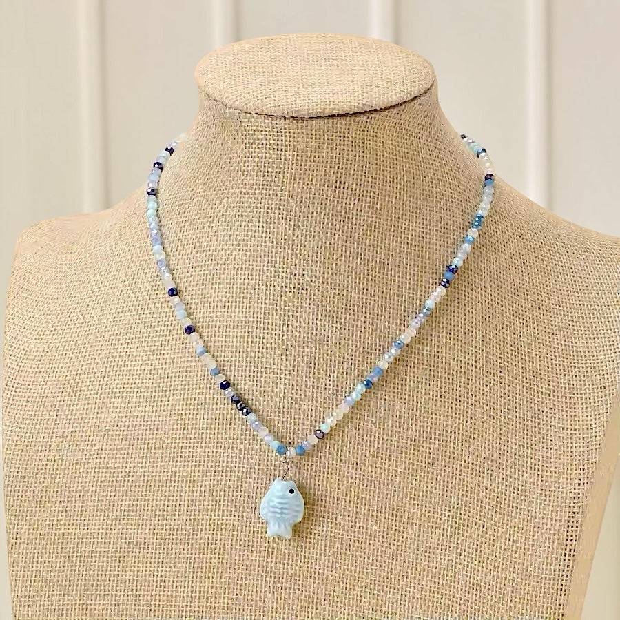 Collar Blue