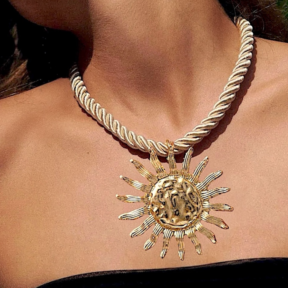 Collar Celia