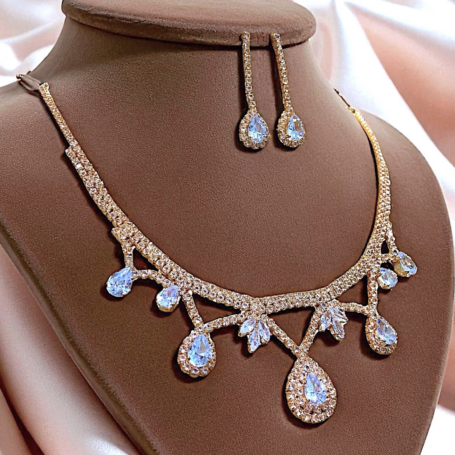 Collar & Aros Strass