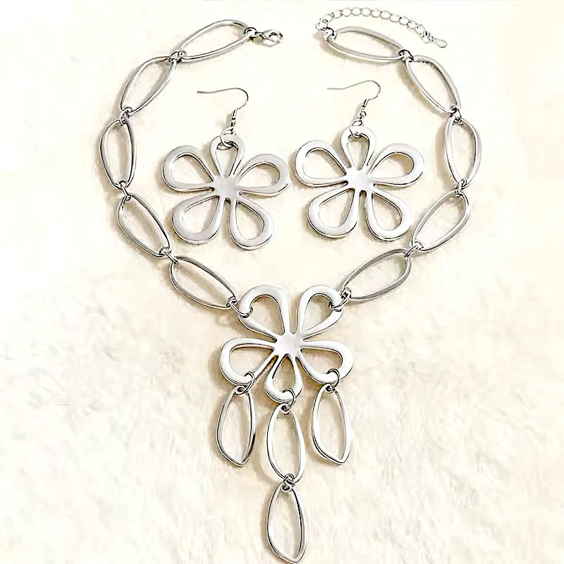 Collar + Aros Lina