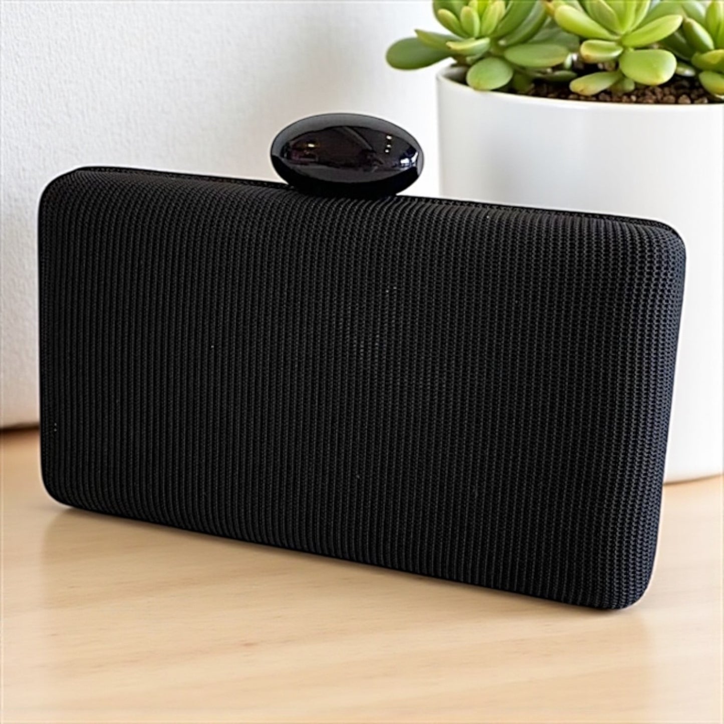 Clutch Viana