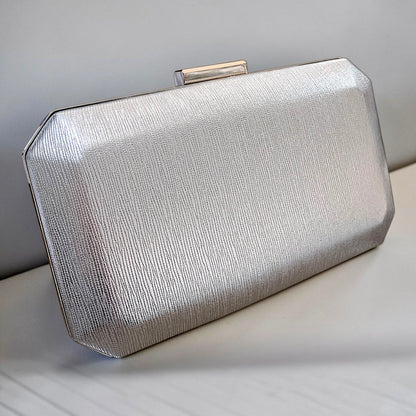 Clutch Viana