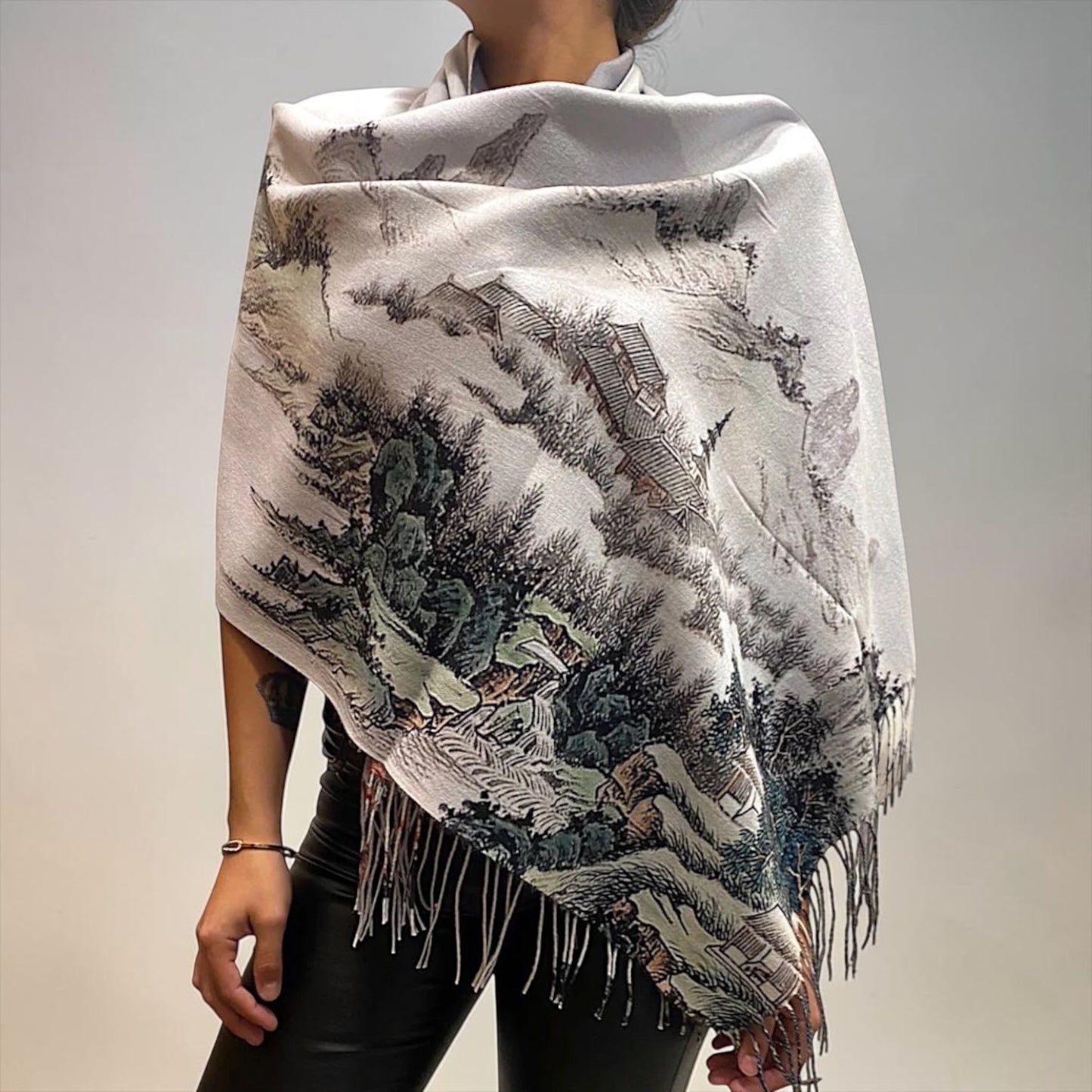 Pashmina Fiona